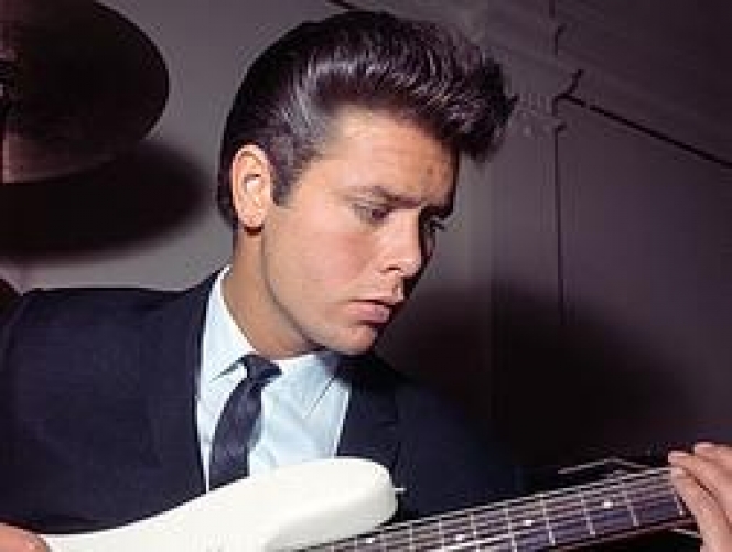 Cliff Richard - Carrie 